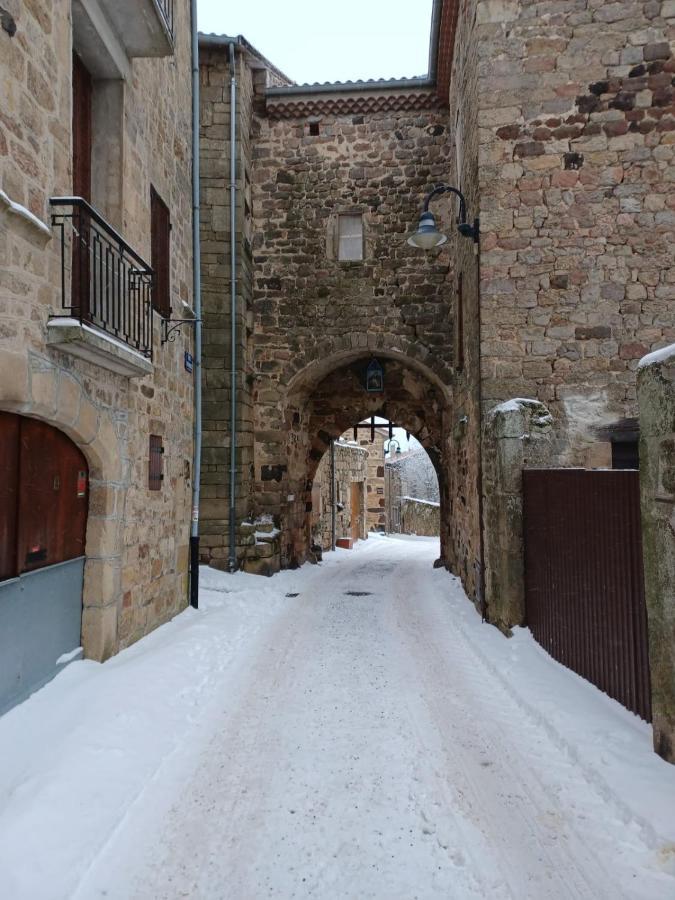 Gite Le Petit Nice Pradelles Exterior foto